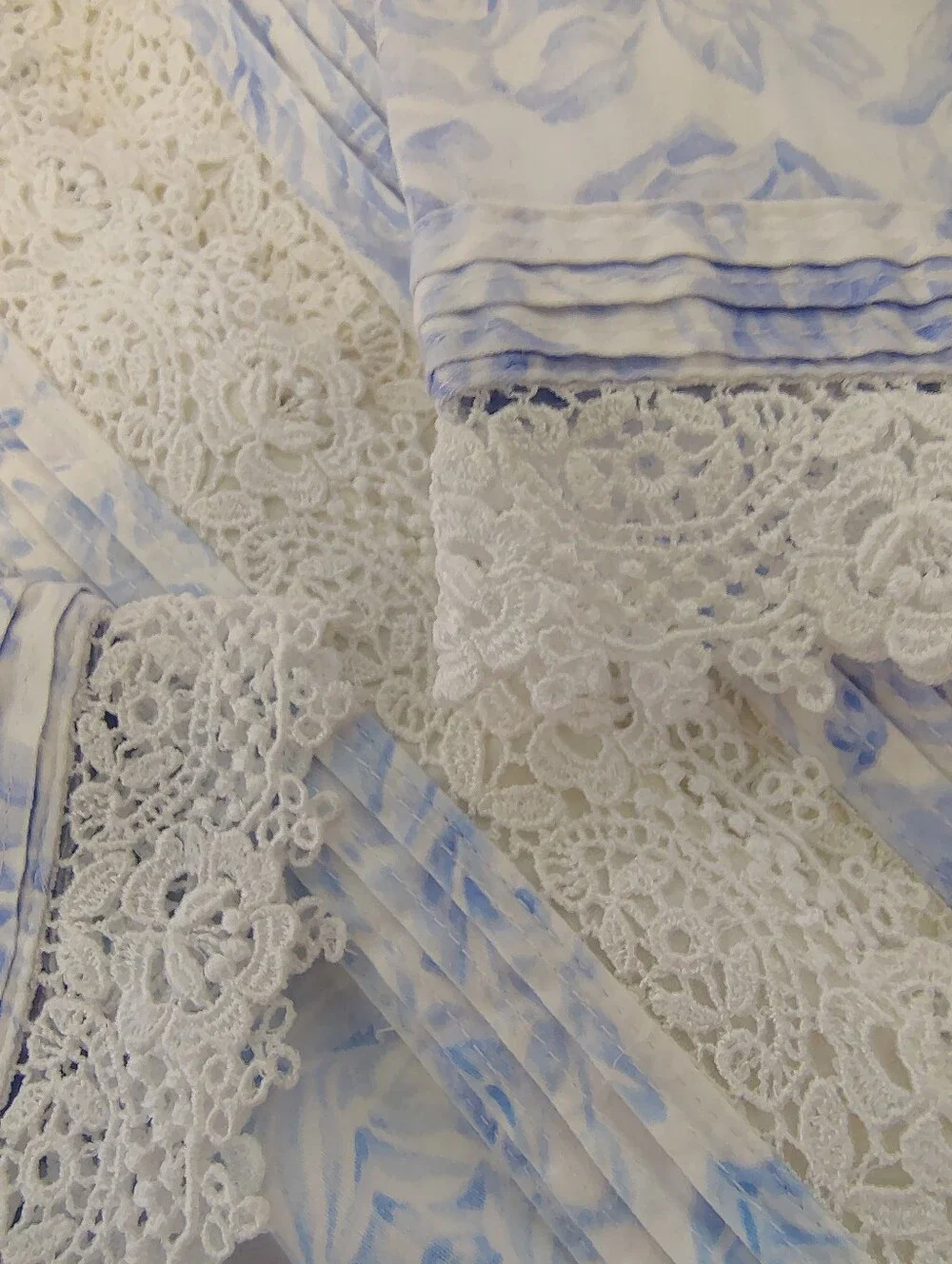 Eileen West 100% Cotton Lawn Nightgown & Robe Set Small Blue Floral Lace 2pc - Picture 10 of 16